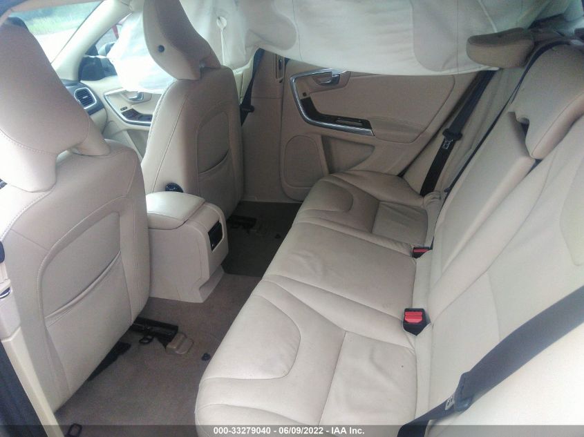 2015 VOLVO V60 T5 DRIVE-E PLATINUM YV140MED5F1206027