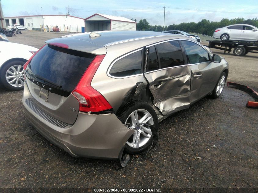 2015 VOLVO V60 T5 DRIVE-E PLATINUM YV140MED5F1206027