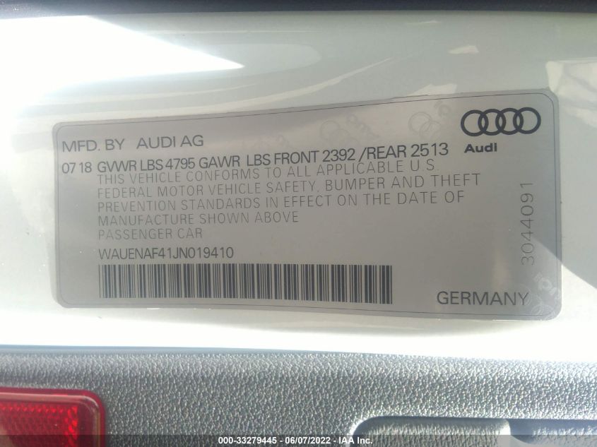 2018 AUDI A4 PREMIUM PLUS WAUENAF41JN019410