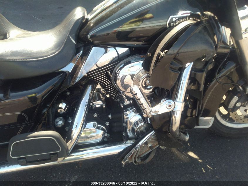 2008 HARLEY-DAVIDSON FLHTCUI 1HD1FC4138Y692452