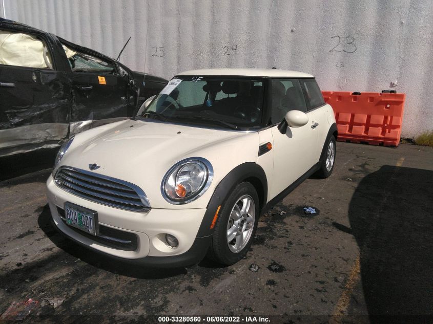 2013 MINI COOPER HARDTOP WMWSU3C51DT548970