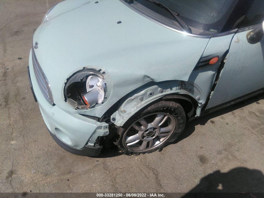 2013 MINI COOPER HARDTOP WMWSU3C58DT683461