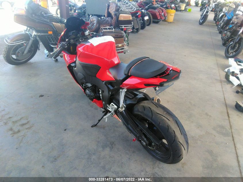 2017 HONDA CBR1000 RR JH2SC7702HK000782
