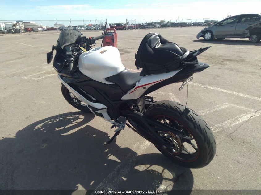 2019 YAMAHA YZFR3 A MH3RH18Y8KK002460