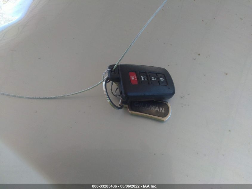 2013 TOYOTA CAMRY HYBRID LE/XLE 4T1BD1FKXDU089677
