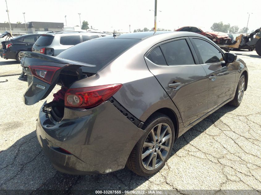 2018 MAZDA MAZDA3 4-DOOR TOURING 3MZBN1V30JM255973
