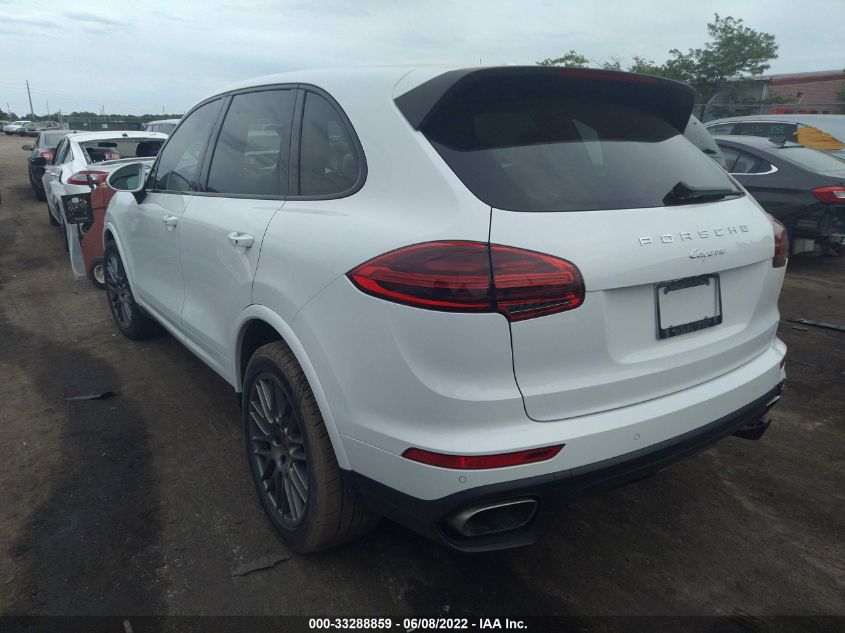 2017 PORSCHE CAYENNE WP1AA2A29HKA83908