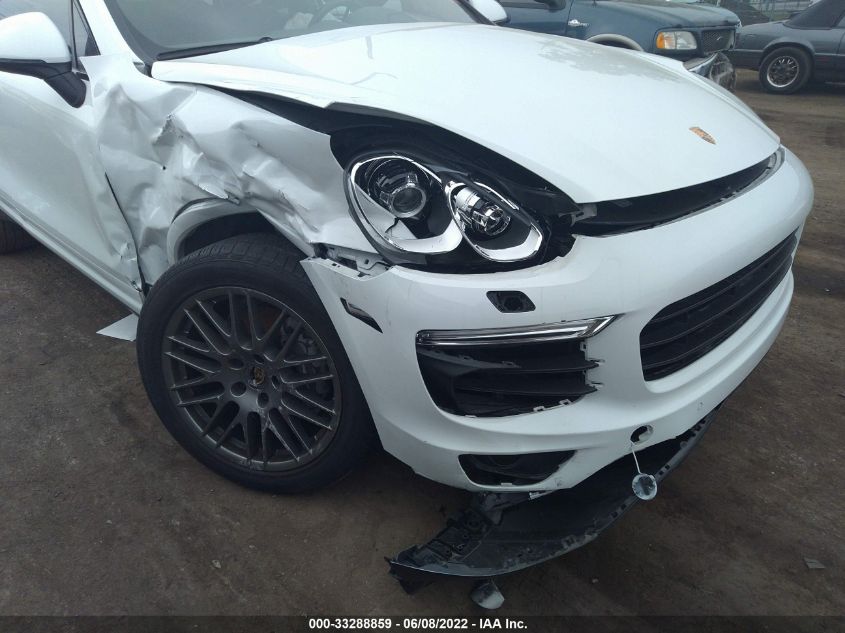 2017 PORSCHE CAYENNE WP1AA2A29HKA83908
