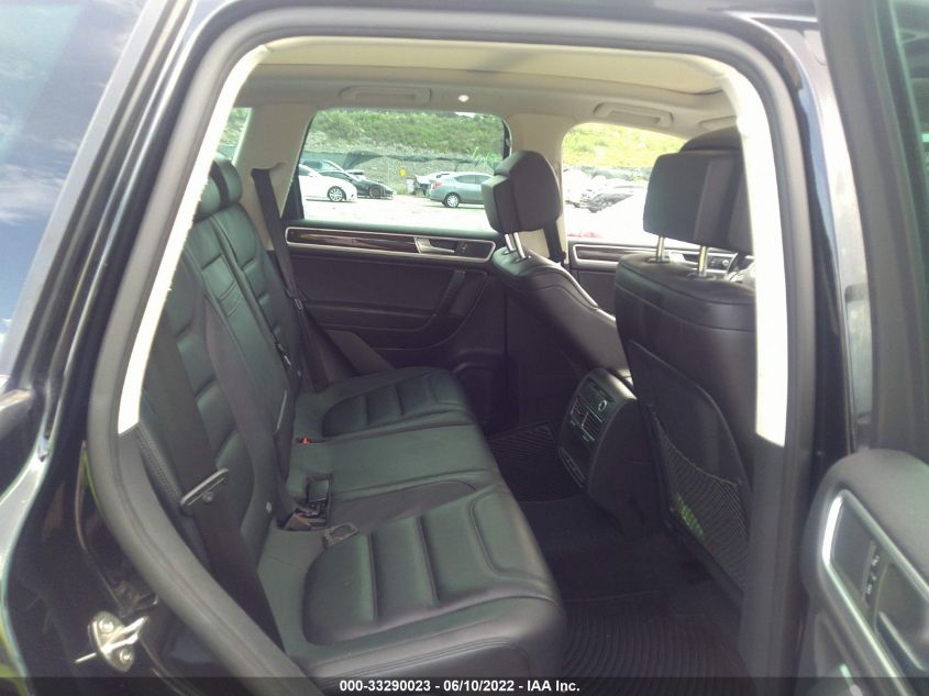 2015 VOLKSWAGEN TOUAREG LUX WVGEF9BP3FD005595