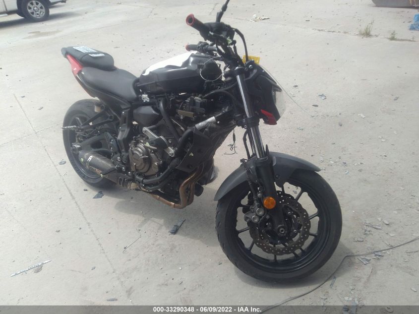 2018 YAMAHA MT07 JYARM27E3JA001174