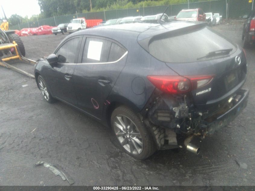 2018 MAZDA MAZDA3 5-DOOR TOURING 3MZBN1L32JM271157