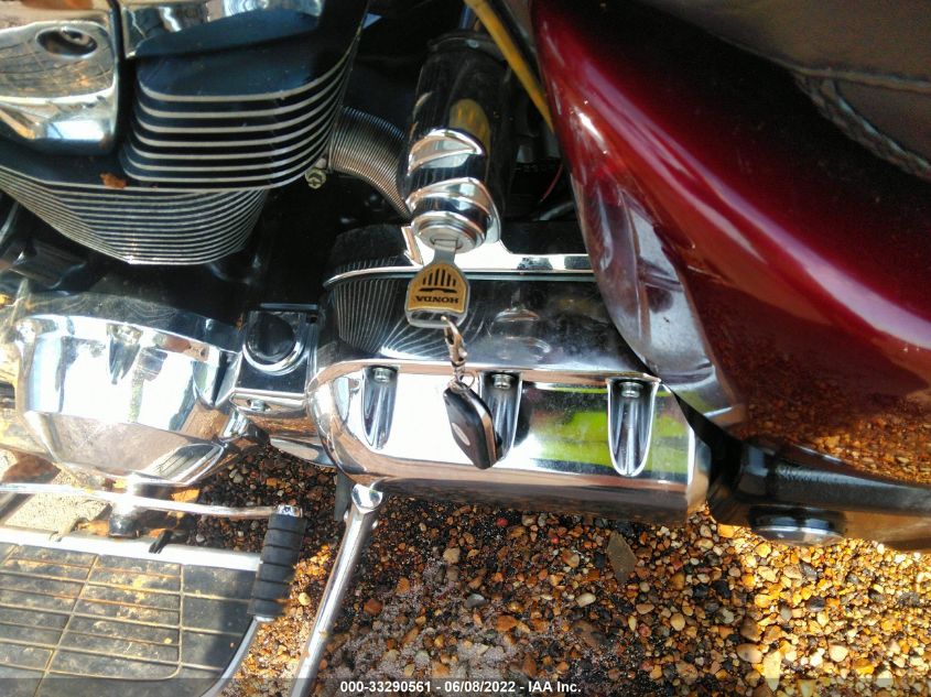 2005 HONDA VTX1800 S2 1HFSC49L85A303751