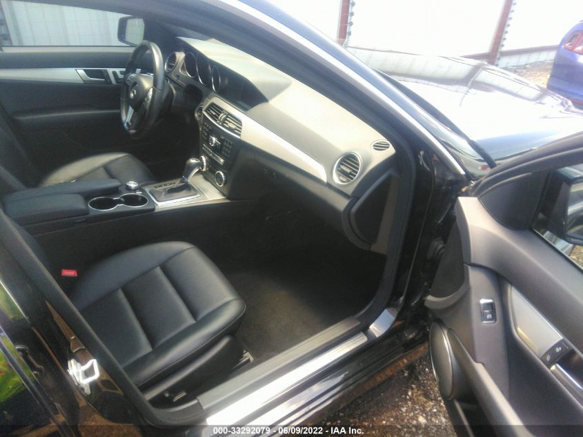 2014 MERCEDES-BENZ C-CLASS C 300 WDDGF8AB4ER304968