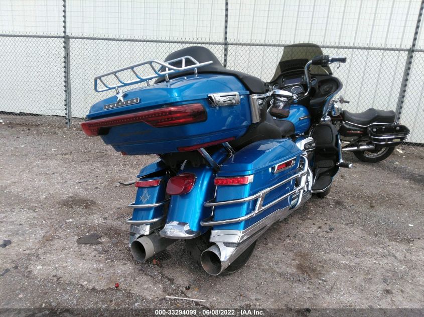 2018 HARLEY-DAVIDSON FLTRU 1HD1KGD11JB674897
