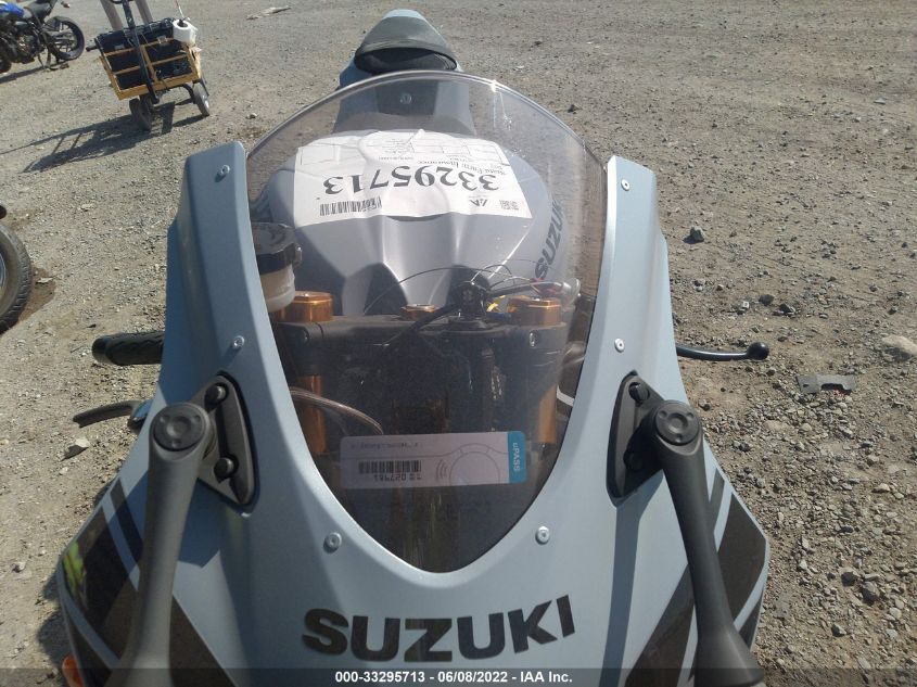 2022 SUZUKI GSX-R1000 R JS1DM11M7N7100019