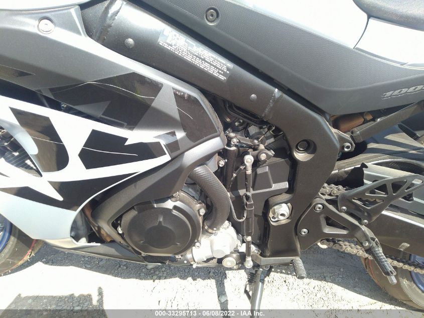 2022 SUZUKI GSX-R1000 R JS1DM11M7N7100019