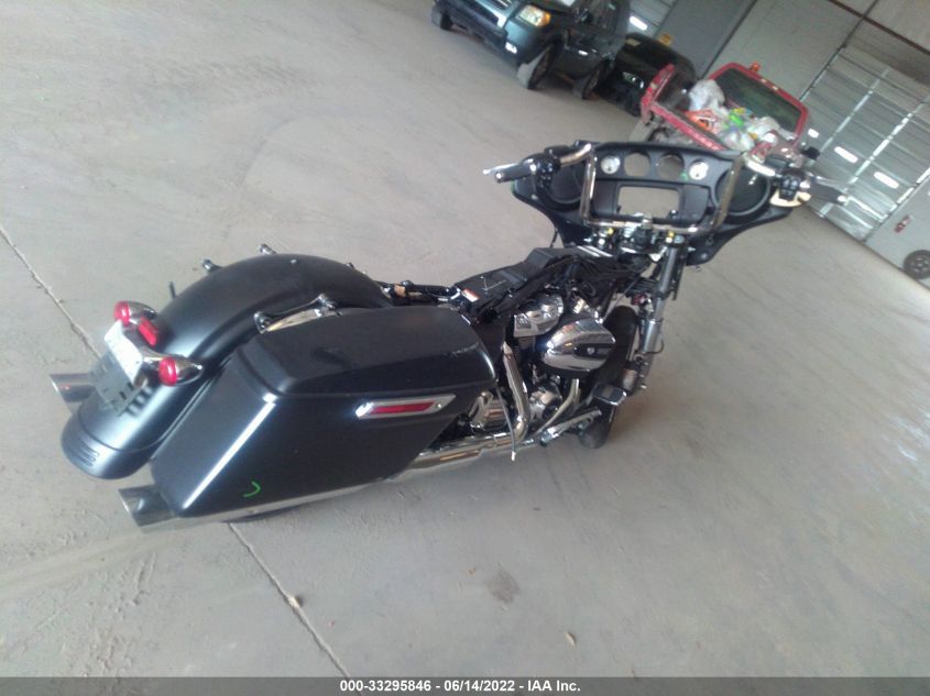 2020 HARLEY-DAVIDSON FLHX 1HD1KBC1XLB632817