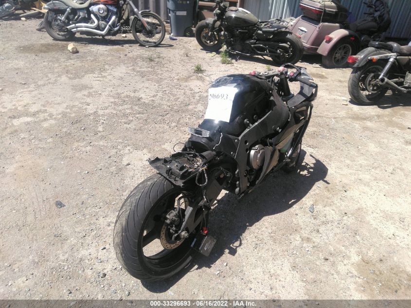 2011 KAWASAKI ZX1000 J JKAZXCJ19BA001831