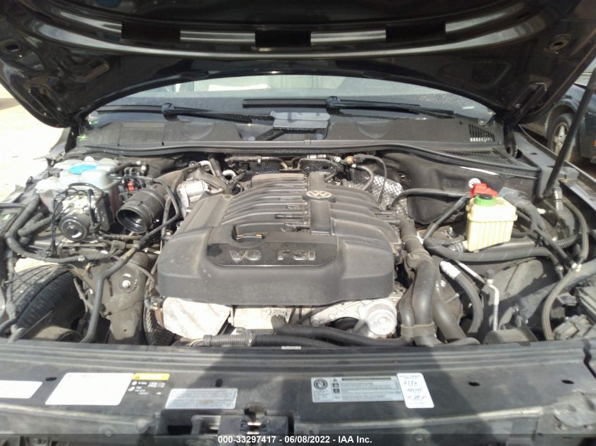 2015 VOLKSWAGEN TOUAREG LUX WVGEF9BP8FD002594