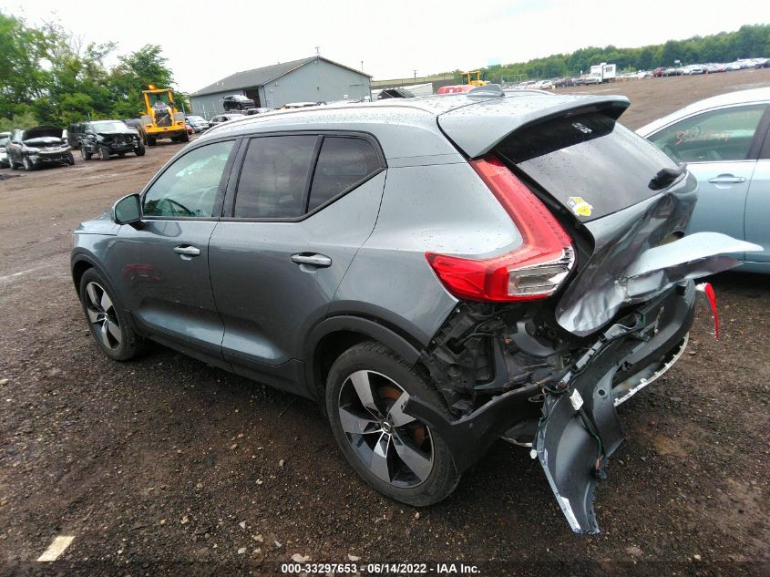 2019 VOLVO XC40 MOMENTUM YV4162UKXK2055540