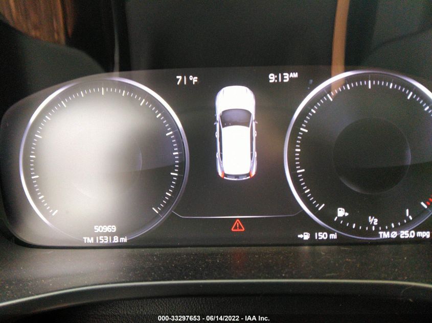 2019 VOLVO XC40 MOMENTUM YV4162UKXK2055540