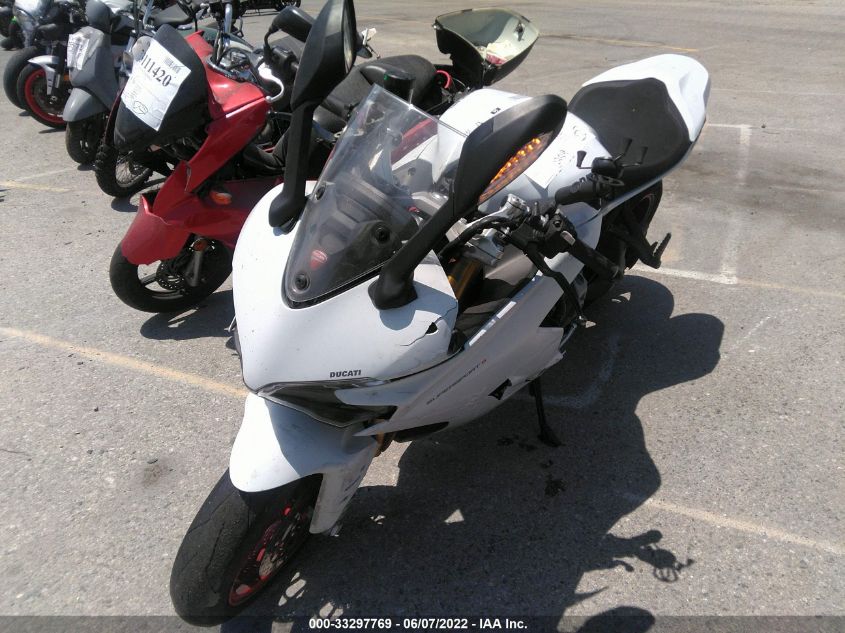 2019 DUCATI SUPERSPORT ZDMVABDS0KB007522