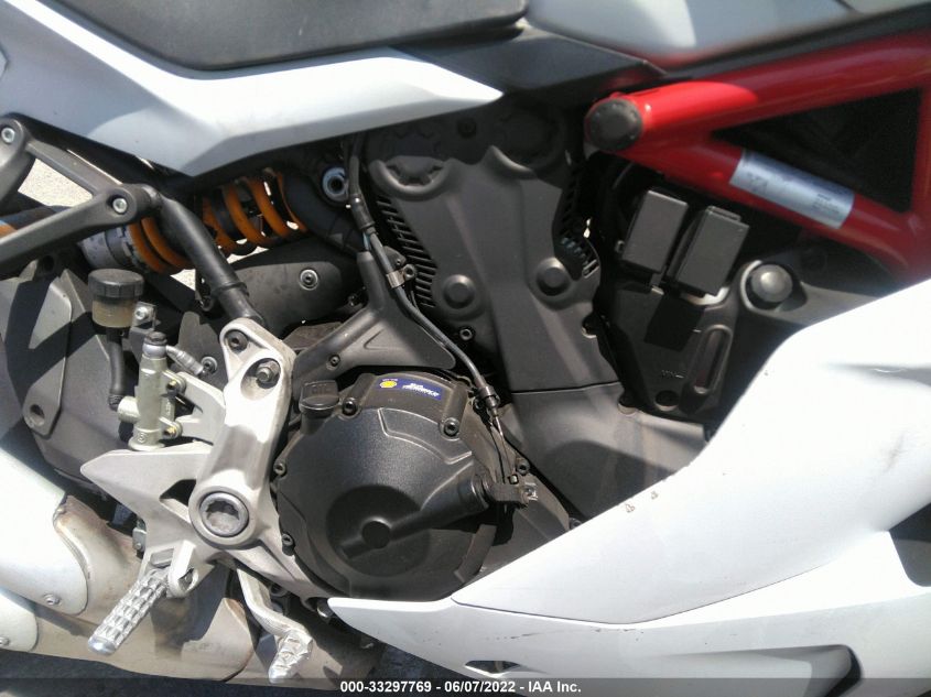 2019 DUCATI SUPERSPORT ZDMVABDS0KB007522