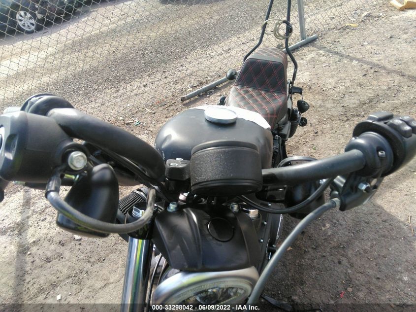 2017 HARLEY-DAVIDSON XL883 IRON 883 1HD4LE217HC417152