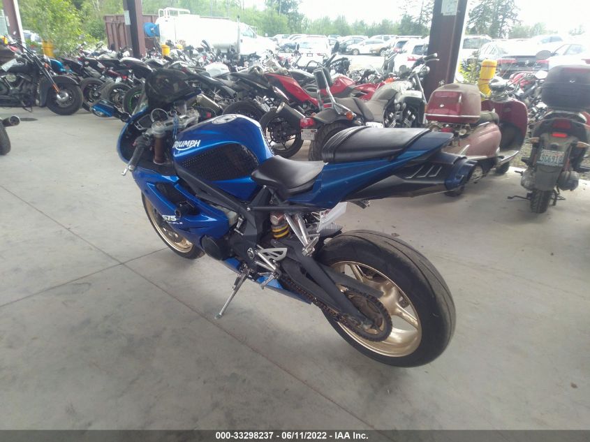 2011 TRIUMPH MOTORCYCLE DAYTONA 675 SMTD00NS4BT482681