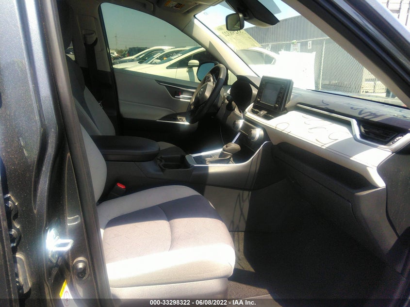 2019 TOYOTA RAV4 VIN: JTMW1RFV2KD010135
