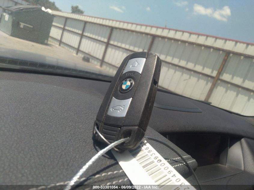 2015 BMW X1 XDRIVE35I WBAVM5C55FVV94561