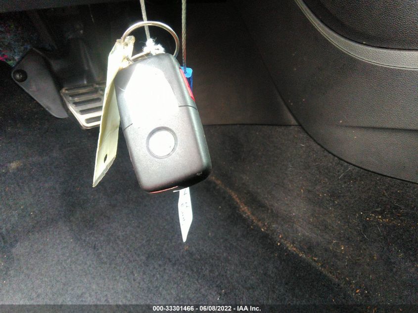 2015 VOLKSWAGEN BEETLE CONVERTIBLE 2.0T R-LINE W/SOUND/NAV 3VW7S7AT5FM818059