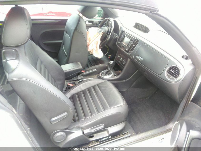2015 VOLKSWAGEN BEETLE CONVERTIBLE 2.0T R-LINE W/SOUND/NAV 3VW7S7AT5FM818059