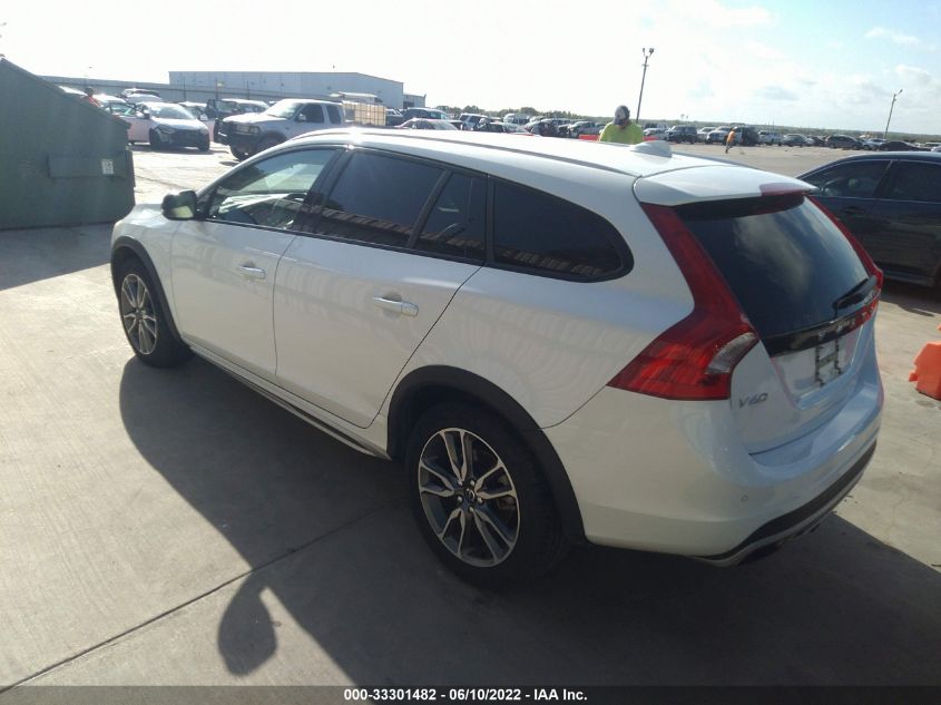 2015 VOLVO V60 CROSS COUNTRY T5 PLATINUM YV4612HM3F1001623
