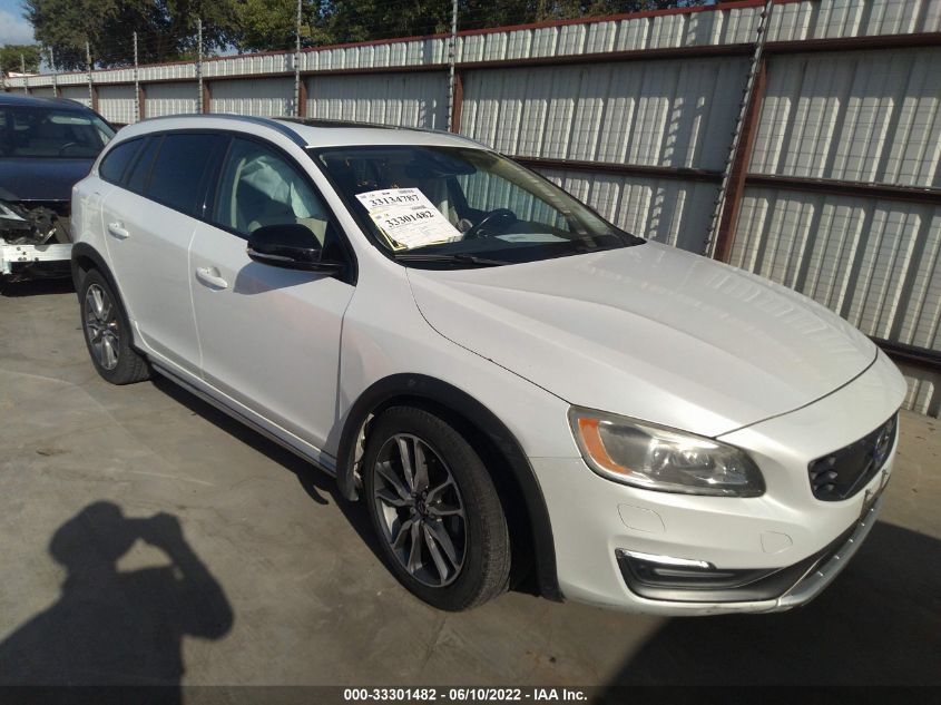 2015 VOLVO V60 CROSS COUNTRY T5 PLATINUM YV4612HM3F1001623