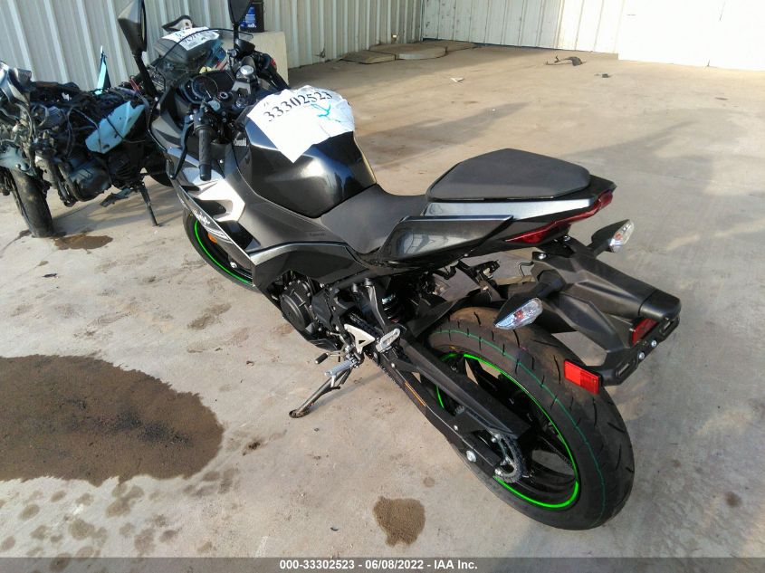 2022 KAWASAKI EX400 JKAEXKH15NDAH5604