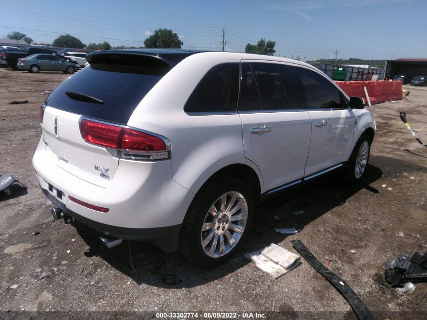 2013 LINCOLN MKX 2LMDJ8JK8DBL25285