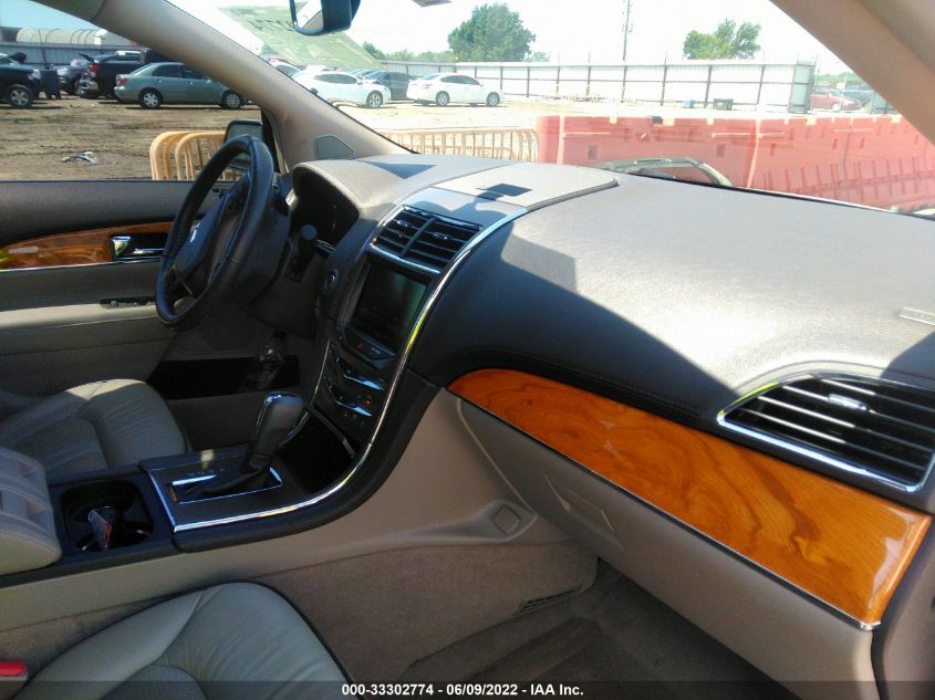2013 LINCOLN MKX 2LMDJ8JK8DBL25285
