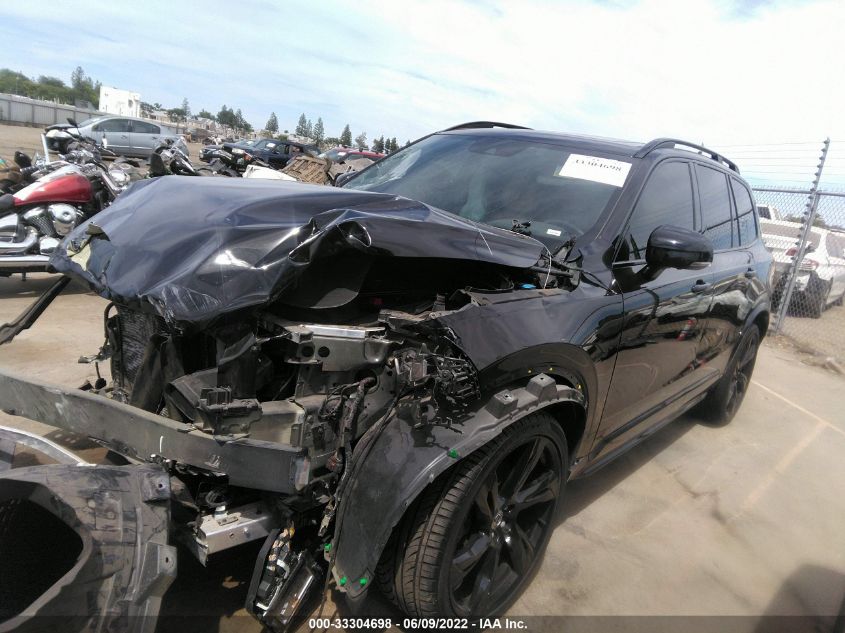 2018 VOLVO XC90 MOMENTUM YV4A22PK0J1209085