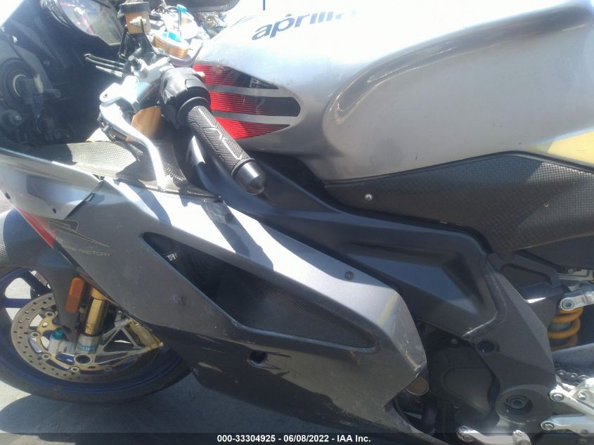 2004 APRILIA RSV R-1000 FACTORY ZD4RRC0134S000273
