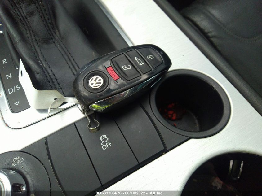 2014 VOLKSWAGEN TOUAREG R-LINE WVGDP9BP4ED002518