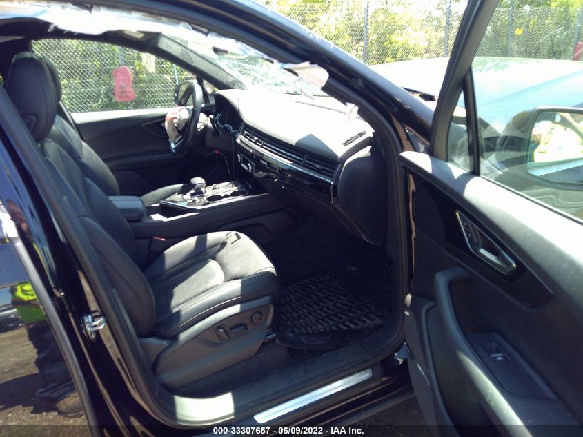 2017 AUDI Q7 PREMIUM PLUS WA1LAAF70HD024074