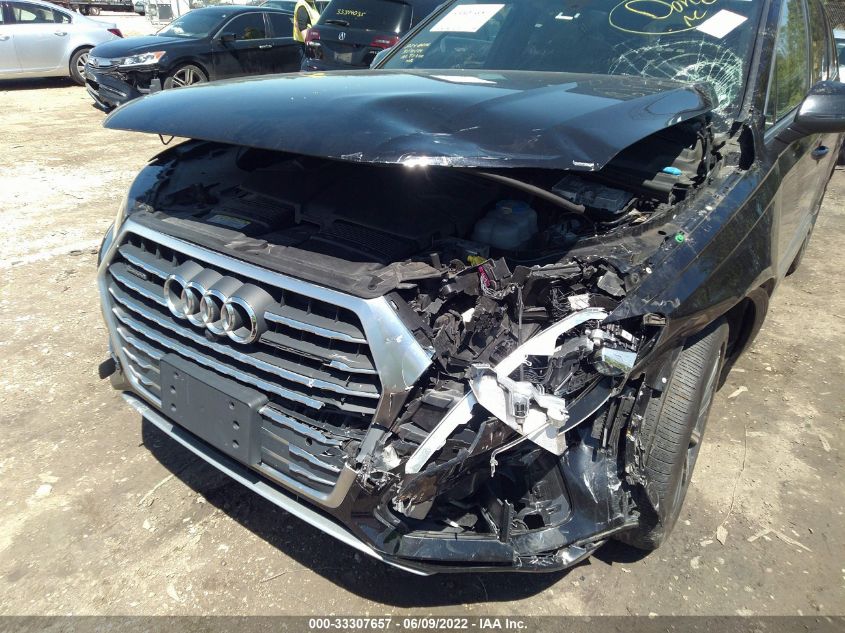 2017 AUDI Q7 PREMIUM PLUS WA1LAAF70HD024074