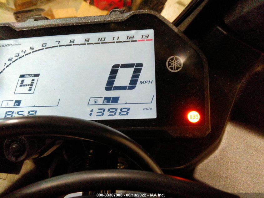 2021 YAMAHA YZFR3 A MH3RH18YXMK005508