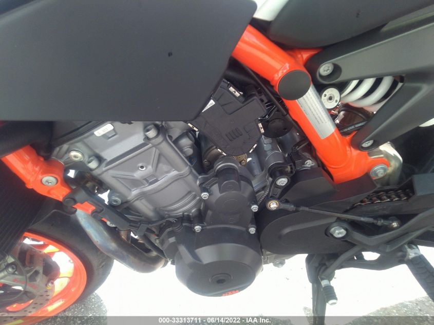 2020 KTM 890 DUKE R VBKTU9400LM800356