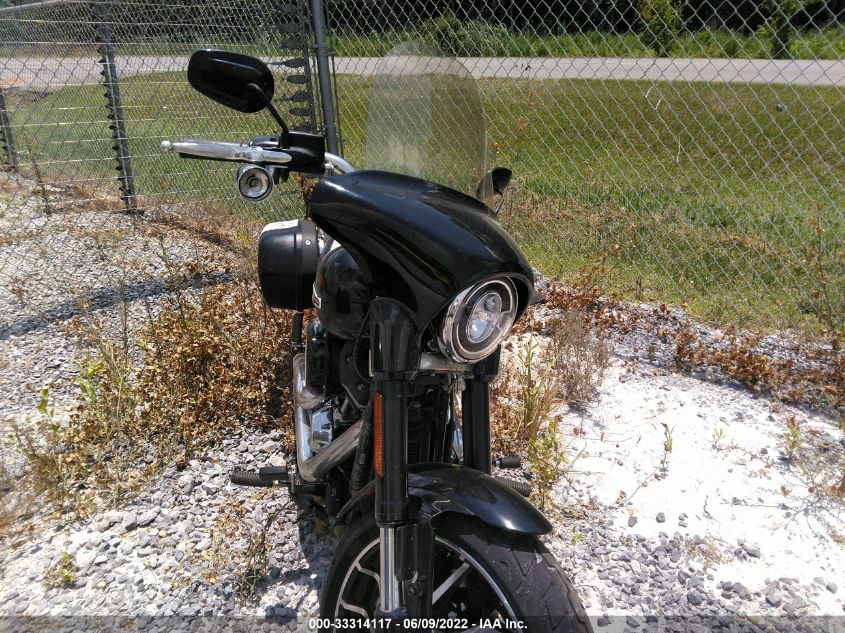 2018 HARLEY-DAVIDSON FLSB SPORT GLIDE 1HD1YMJ26JC067561