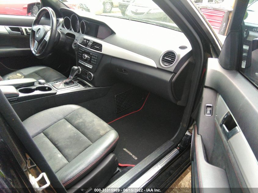 2013 MERCEDES-BENZ C-CLASS C 250 WDDGF4HB9DR267526