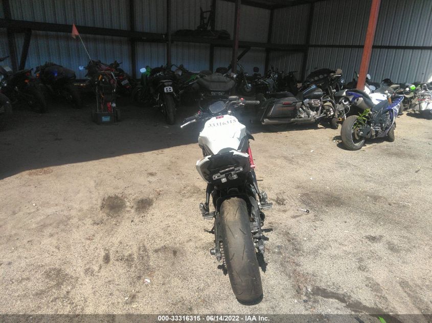 2022 KAWASAKI ER650 K ML5EREK18NDA58577