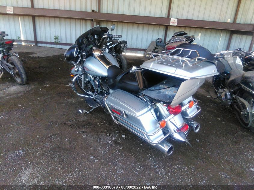 2011 HARLEY-DAVIDSON FLHTC 1HD1FF412BB661463