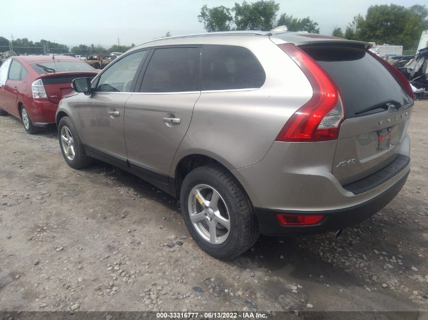 2013 VOLVO XC60 T6 YV4902DZ7D2405422